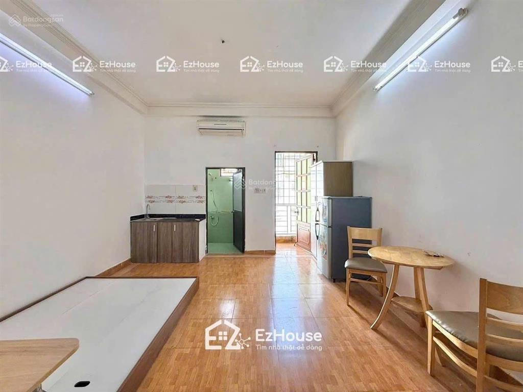 Cho thuê studio ban công full nội thất tân sơn nhì, tân phú