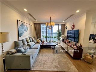 Gia đình cần bán căn hộ 89m2 | 3pn | full nội thất | sẵn slot ô tô | nhà đẹp như mới | giá hữu nghị