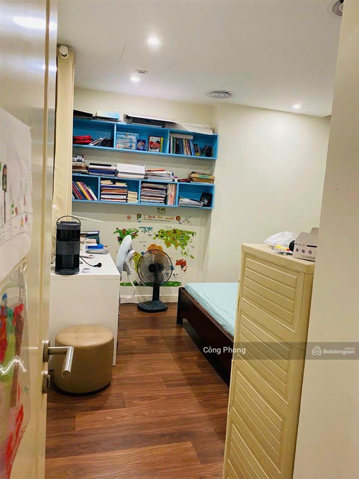 Căn hộ gần 70m²  2n2wc  sổ đỏ sẵn  nội thất cơ bản  cần bán gấp giá 7,4 tỷ có tl. nhà đẹp