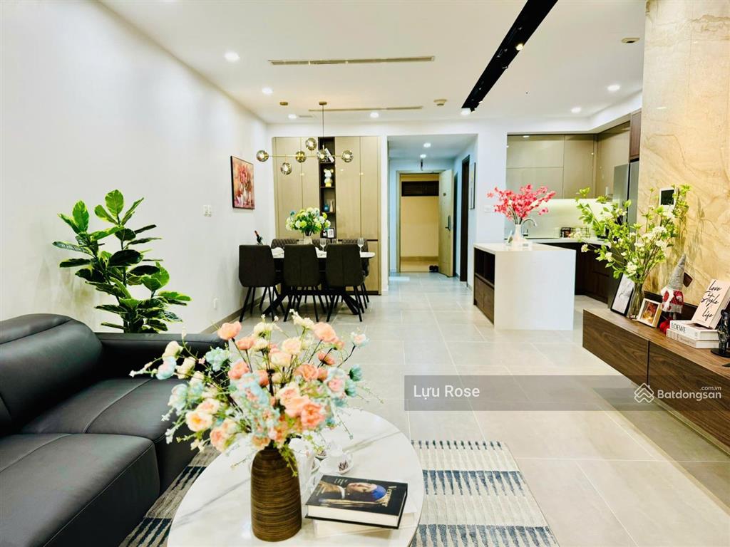Căn góc  3 ngủ đủ đồ, tầng cao  19 triệu vào ở ngay