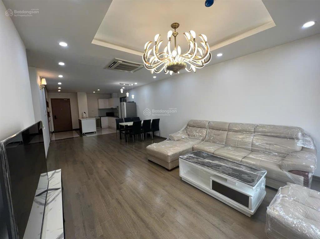 Có slot ô tô  21 triệu/th  3 ngủ nhà rất rộng 125m2, nội thất đẹp  làm việc chính chủ
