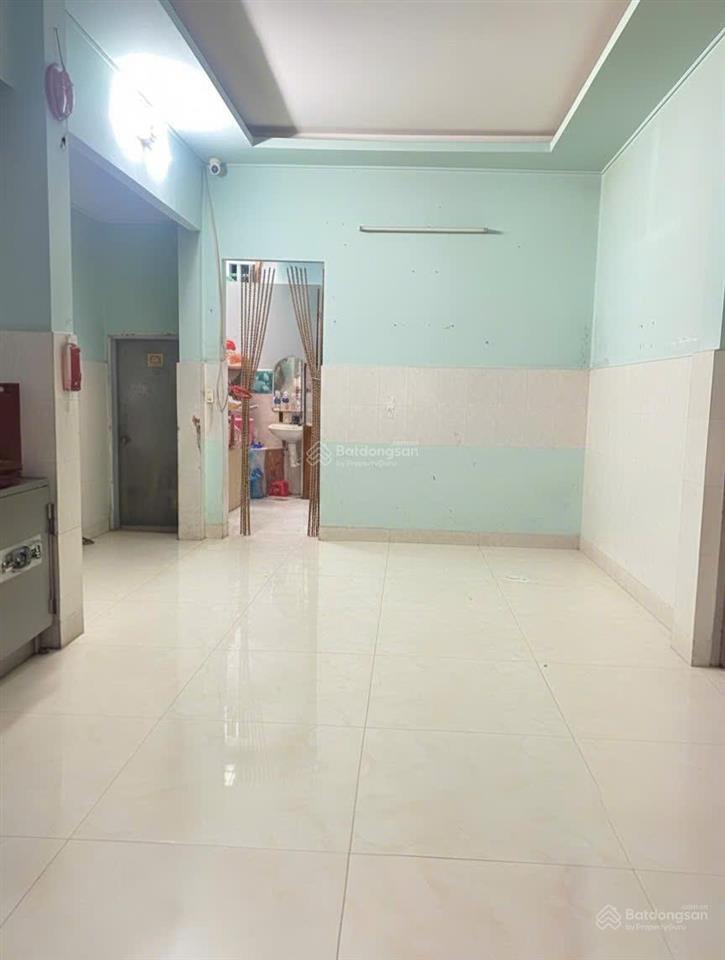 Dt 4mx15m, gần trường học nguyễn hữu thọ, cư xá ngân hàng, sổ riêng vuông, chỉ nhỉnh 5.x tỷ (x nhỏ)