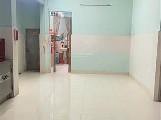 Dt 4mx15m, gần trường học nguyễn hữu thọ, cư xá ngân hàng, sổ riêng vuông, chỉ nhỉnh 5.x tỷ (x nhỏ)