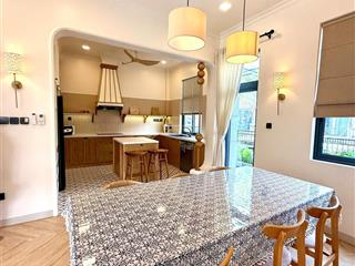 Cho thuê biệt thự cao cấp hạng sang khu gs nhà bè , 4pn, diện tích sử dụng 450m2 , chỉ 55tr