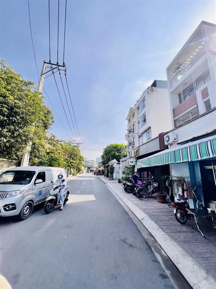 Nhà 108m2  ngang 6m  gần hoàng diệu 2, chưa qua đầu tư  bao giá toàn trung tâm thủ đức