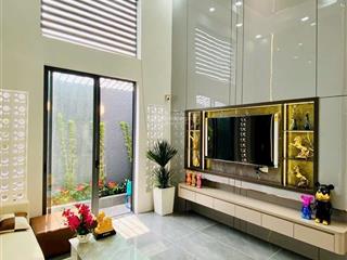 Bán nhà thủ đức 2 tỷ 950 đang cho thuê 20tr/th!!!!