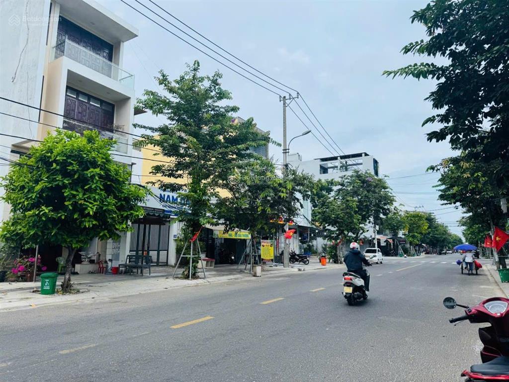Nhanh tay sở hữu ngay lô góc 2 mặt tiền phùng hưng & phú xuân 2 gần hoàng thị loan, giá 15 tỷ 9