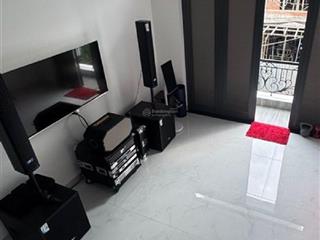 Bán nhà mặt khu tiền lửa. dt( 56m2 ). an ninh tuyệt vời. dt(4x14)  4 tầng. giá 6.1 tỷ