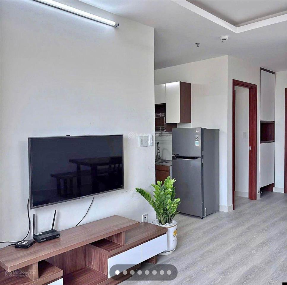 Quận 6. p13. giá 2xxxtỷ. 2pn 2wc  lô góc  mặt tiền đường bà hom. q6