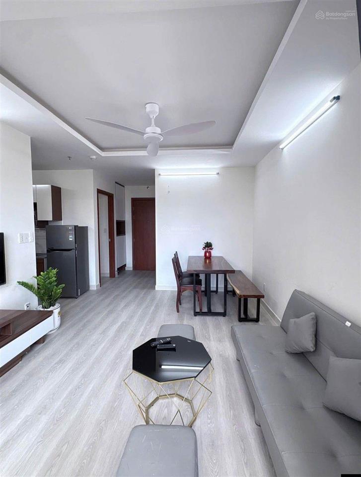 Quận 6. p13. giá 2xxxtỷ. 2pn 2wc  lô góc  mặt tiền đường bà hom. q6