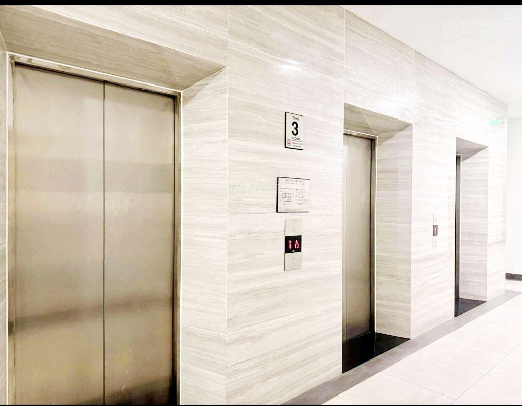 P10. q6  giá 2xxx tỷ dt 43m2  kế bên đại lộ võ văn kiệt. giao thông vô cùng thuận tiện.