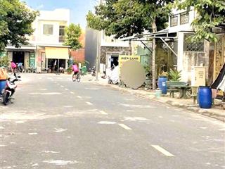 Nhà rẻ 73m2  ngang 5.6m  2 tầng  hxh  bhh a  giá 4.5 tỷ