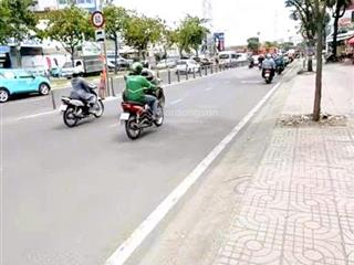 Bán nhà 85m  3 tầng 3pn 3wc g.iá hơn 6 t.ỷ. an lạc bình tân