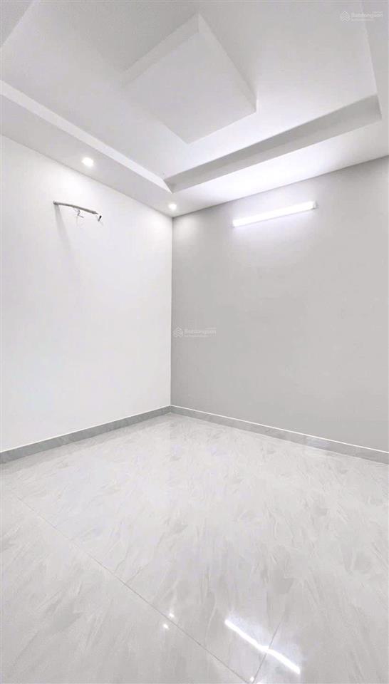 Bán nhà 85m  3 tầng 3pn 3wc g.iá hơn 6 t.ỷ. an lạc bình tân