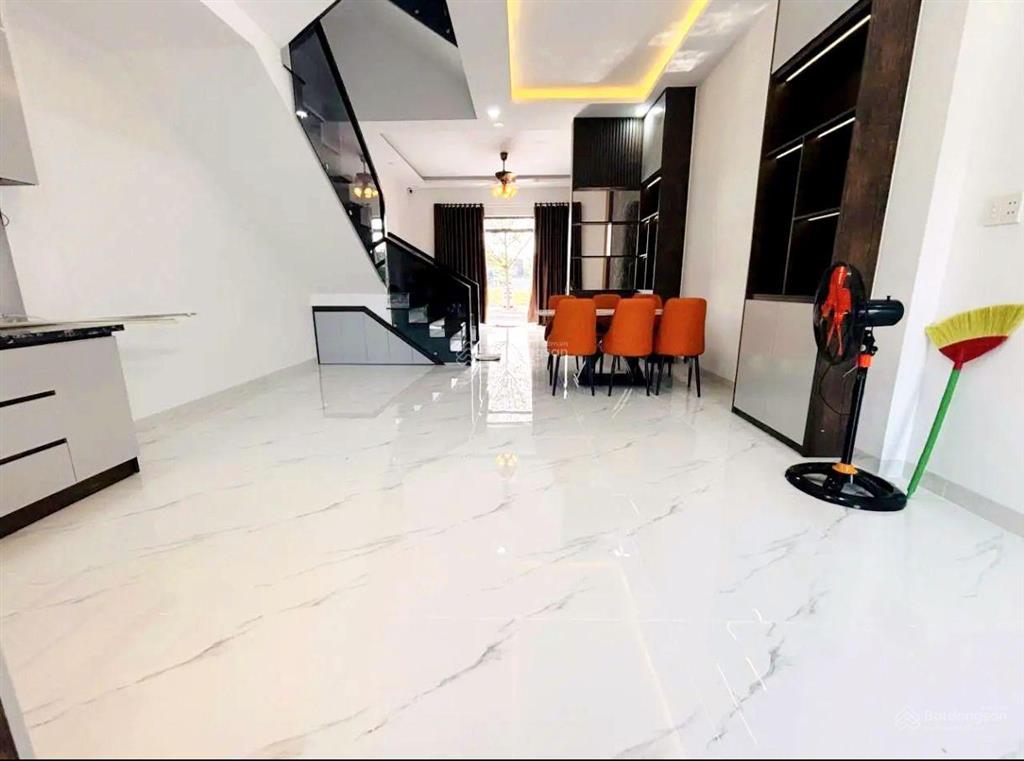 Bán nhà b48m2  2pn  2wc  giá 4.1 tỷ  an lạc bình tân