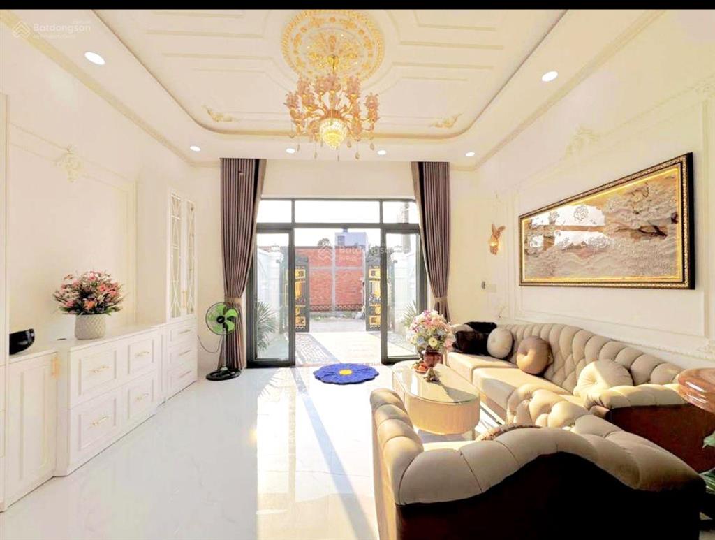 Bán nhà 4.1 x 11m  3 tầng  3pn  3wc  gi.á hơn 5 t.ỷ. an lạc bình tân.