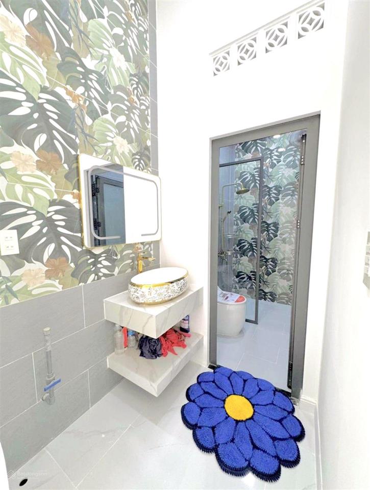 Bán nhà 4.1 x 11m  3 tầng  3pn  3wc  gi.á hơn 5 t.ỷ. an lạc bình tân.