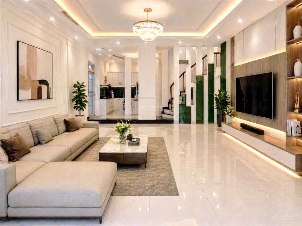 Bán nhà 8 x 12.1m  3 tầng  4pn  5wc  giá 9.1 tỷ  an lạc bình tân.