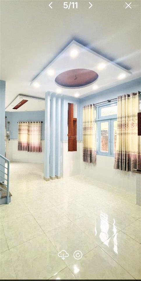 Bán nhà dt(6.6 x 10.3)  2 tầng  3pn  3wc  tân tạo bình tân.