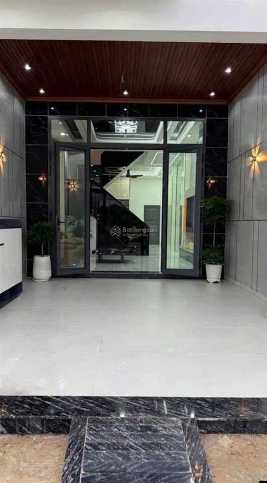Bán nhà dt 4 x 16  2 tầng  2pn  bình trị đông, bình tân.