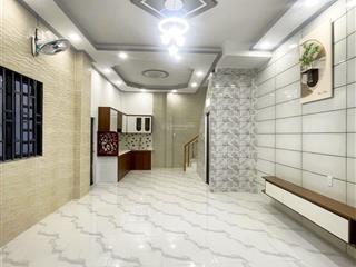 Nhỉnh 3ty. sát eaon tên lửa  dt 43.7m2  ngang lớn 4.6m  an lạc bình tân.( chủ gấp bán).