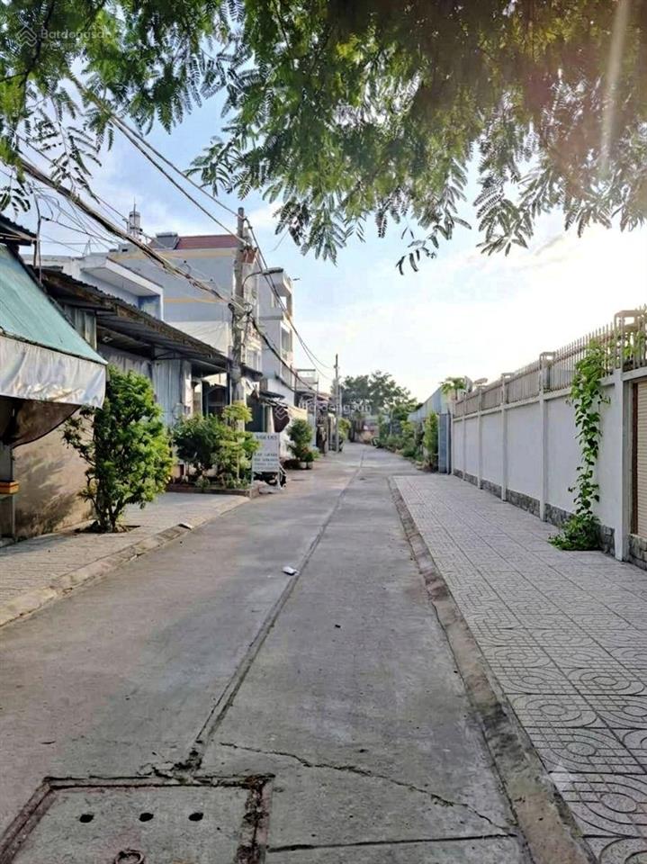 Bán nhà dt 4.2x20m  2 tầng  2pn  hơn 4tỷ  an lạc bình tân