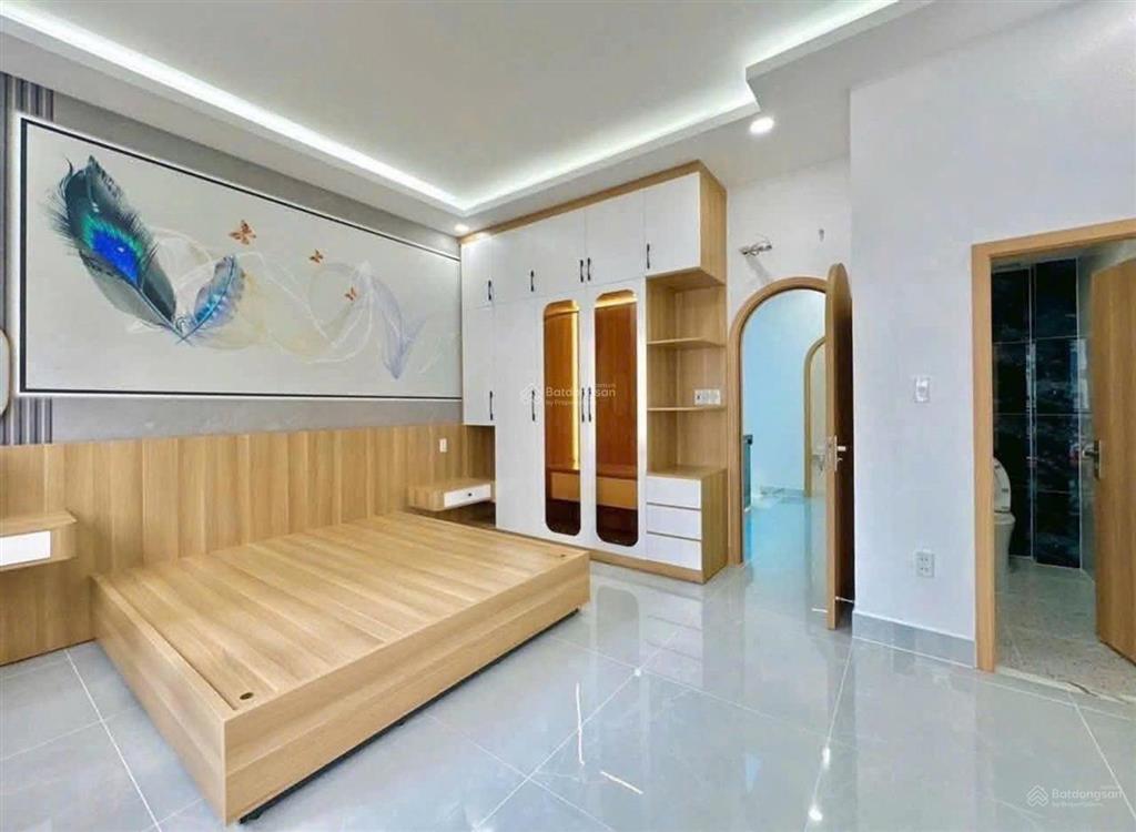 Bán nhà 70m2 lê văn quới, ngã tư bốn xã, hẻm 6m xe hơi, 3pn  hơn 6 tỷ