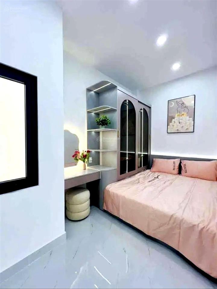 Nhà 95m 3 tầng 3pn hẻm xe hơi thông cạnh kdc nam hùng vương nhỉnh 5 tỷ. ((11)).