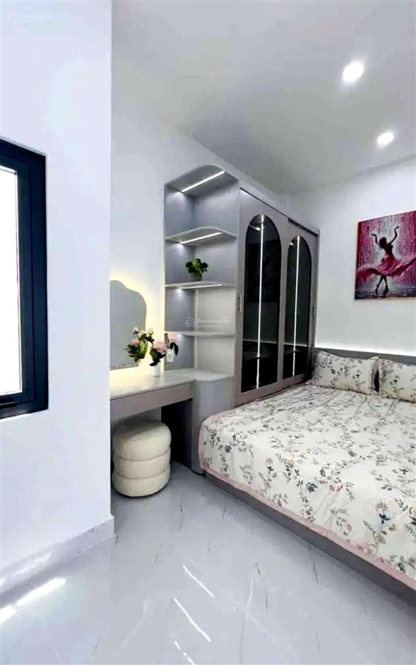 Nhà 95m 3 tầng 3pn hẻm xe hơi thông cạnh kdc nam hùng vương nhỉnh 5 tỷ. ((11)).