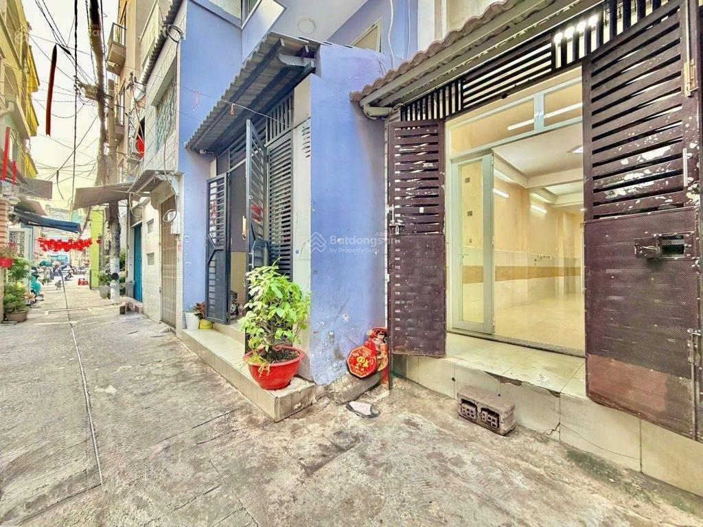 Bán nr tại cao thắng, 5,5 tỷ, 30m2, 2pn, 4wc, nhiều tiện ích