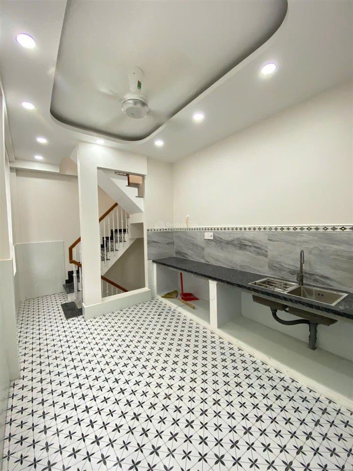 Cho thuê 3pn, 3wc, 44m2 tại huỳnh tấn phát, 18 triệu vnd