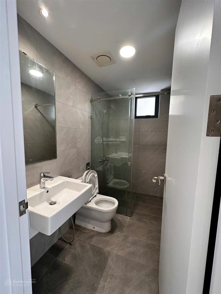 Cần bán căn hộ d'lusso 3pn3wc dt 104m2 view sông thoáng giá 8,7 tỷ