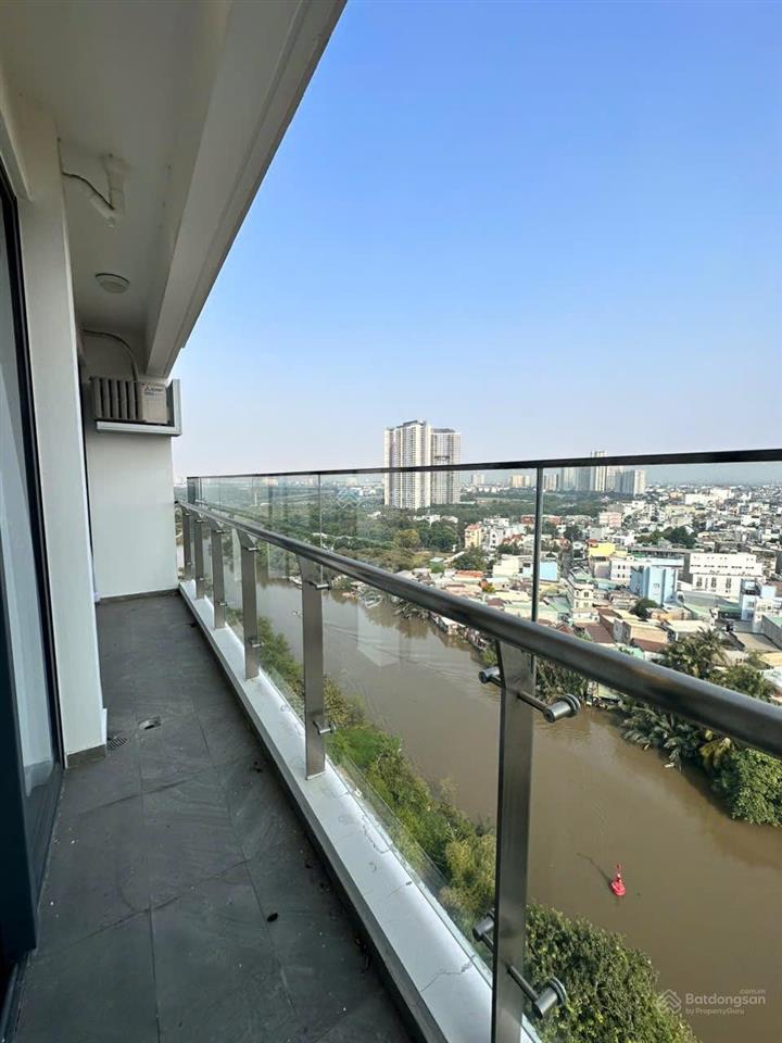 Cần bán căn hộ d'lusso 3pn3wc dt 104m2 view sông thoáng giá 8,7 tỷ