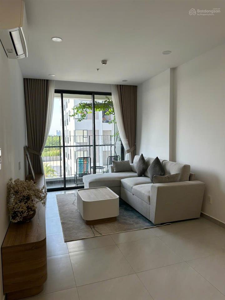 Bán căn hộ precia 2pn 71m2 tầng cao view thoáng có nội thất dính tường giá 5,8 tỷ bao thuế