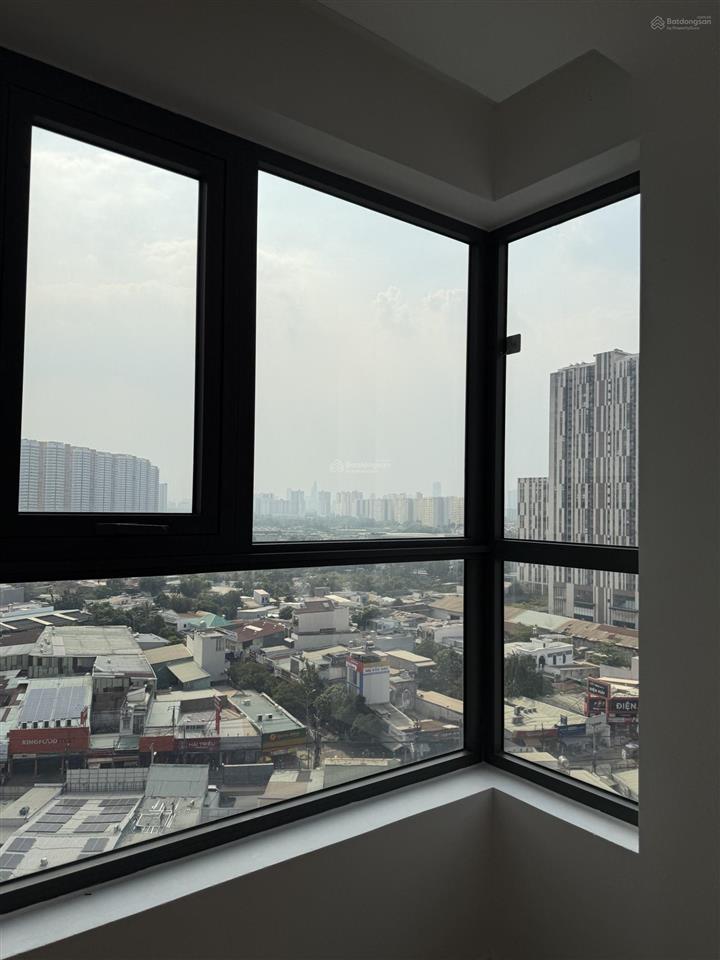 Cần bán căn hộ 1pn d’lusso quận 2 giá chỉ 4,5 tỷ view xem bắn pháo hoa