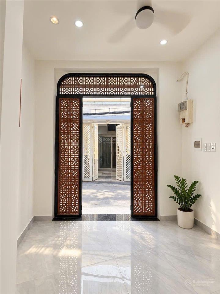 Bán nhà riêng tại phan xích long, 3,15 tỷ, 15 m2, 2pn, 3wc