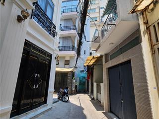 Nhà q.10 sát mt đường 3 tháng 2, chủ là giáo viên cực tâm huyết