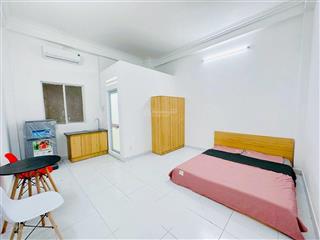 Nhà 5 tầng chdv sát vách bệnh viện y dược  chủ bác sĩ quản lý ko xuể