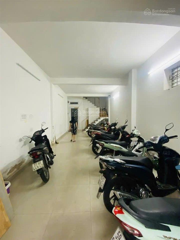 Nhà 5 tầng chdv sát vách bệnh viện y dược  chủ bác sĩ quản lý ko xuể