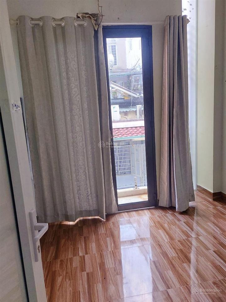 Bán nhà 4 tầng btct 4pn  gần vạn hạnh mall  hẻm thông sổ nở hậu  giá 6.x tỷ