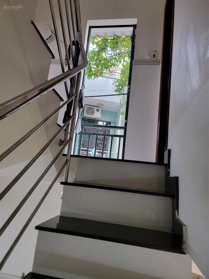 Nhà có việc, cần tiền nên hạ giá bán gấp căn nhà đang ở  p. bảy hiền, tân bình