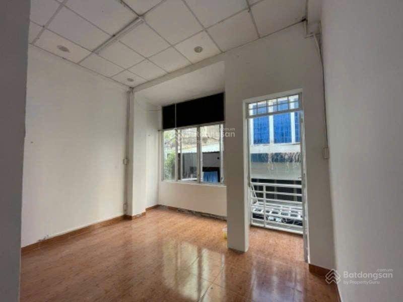 Cho thuê nhà nc đường điện biên phủ p3 q3  3pn  3 wc giá 15tr