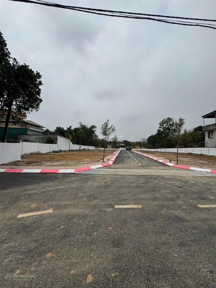 Lô đất 100m2 cách quốc lộ 21 hcm 10m đường vào riêng