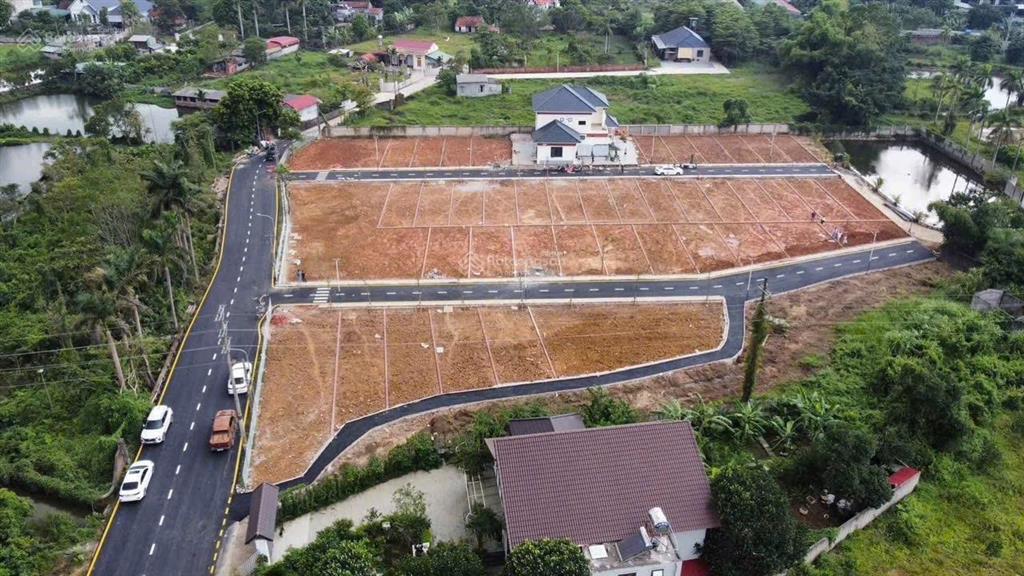 Lô đất 100m2 cách quốc lộ 21 hcm 10m đường vào riêng