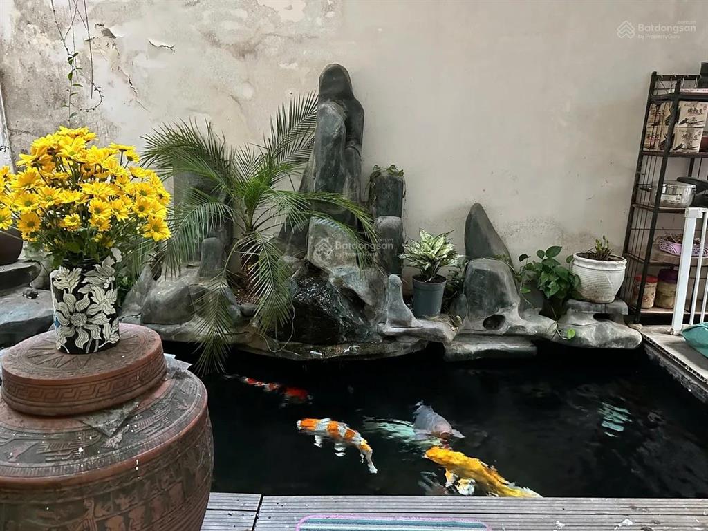 Mặt phố kinh doanh sầm uất văn quán, hà đông 104m2, 4 tầng, giá 30 tỷ có thương lượng.