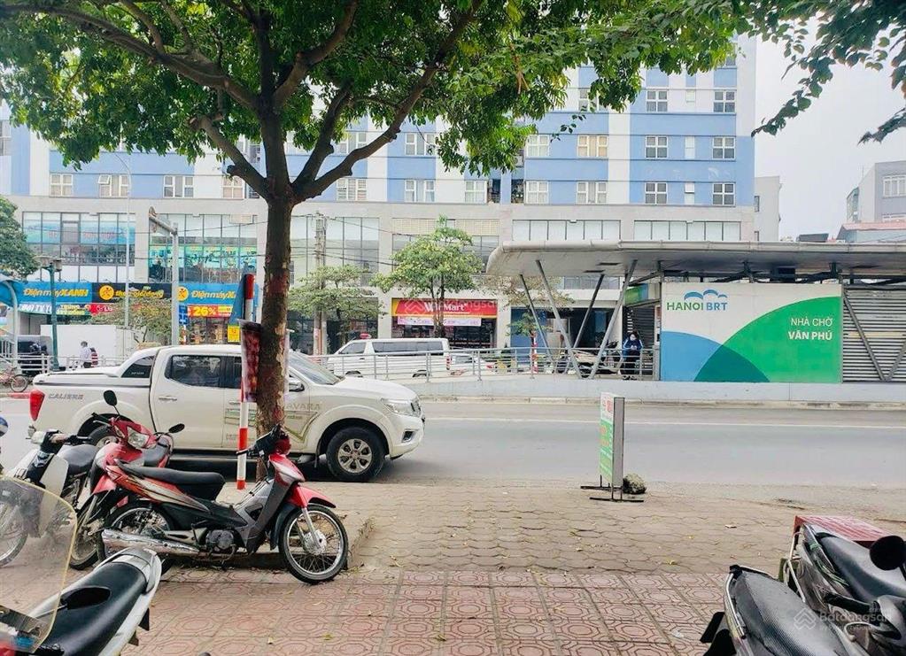 Chỉ 9 tỷ sở hữu căn nhà ô tô đỗ cửa 40m2, 4 tầng, vị trí lê trọng tấn, hà đông, 10m ra mặt phố