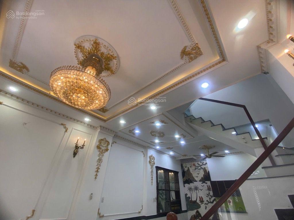 Bán nhà quốc lộ 13 đường xe hơi, khu yên tĩnh chỉ 6,55 tỷ