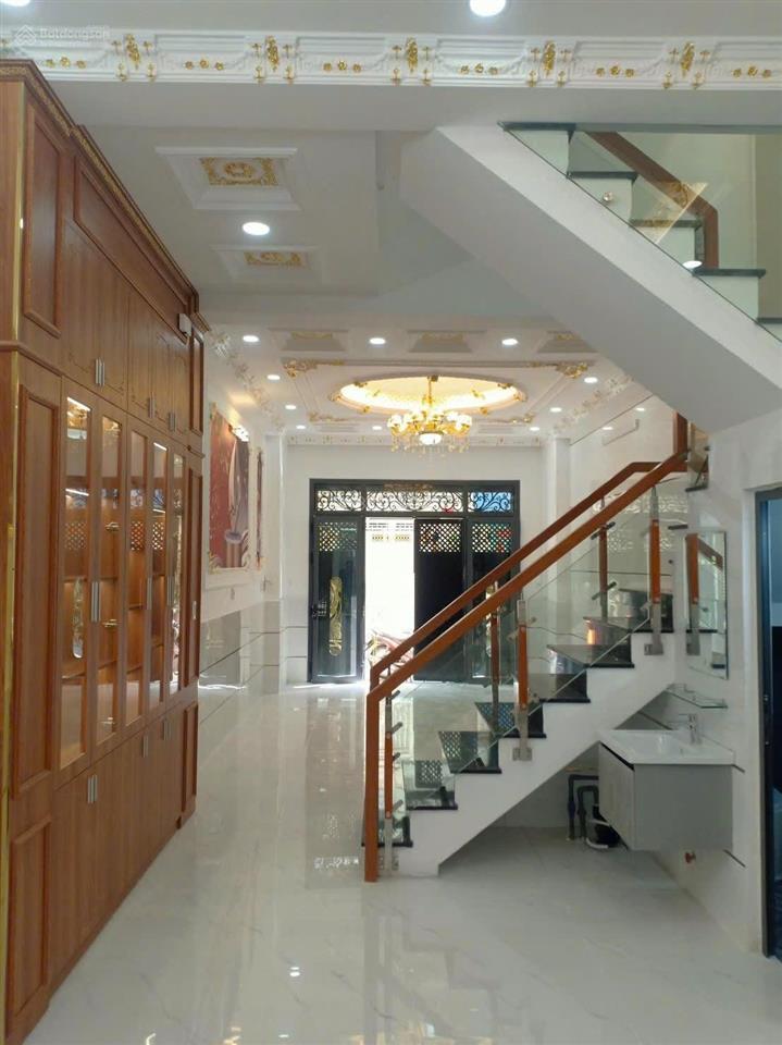 4 tỷ 600  bán nhà hoa giấy phú nhuận 48m2, đang cho thuê 22tr/th, sổ hồng sẵn