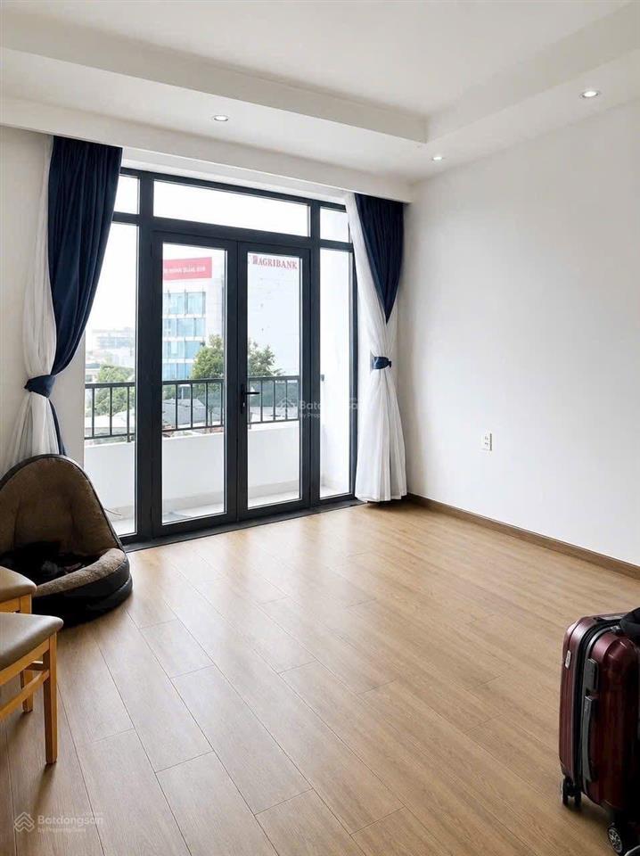 1 tỷ 890  nhà phan tây hồ, phú nhuận 50m, 3 tầng 4pn  cho thuê 16tr/tháng. sổ sẵn