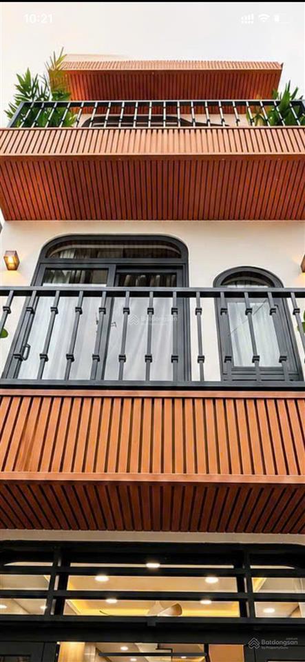 Chính chủ bán nhà 3 tầng, mới full nội thất cao cấp trung tâm bình thạnh, gần học viện cán bộ